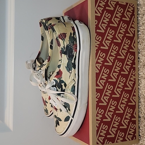 Vans Womens sz 7 or Mens sz 5.5 - Picture 2 of 5